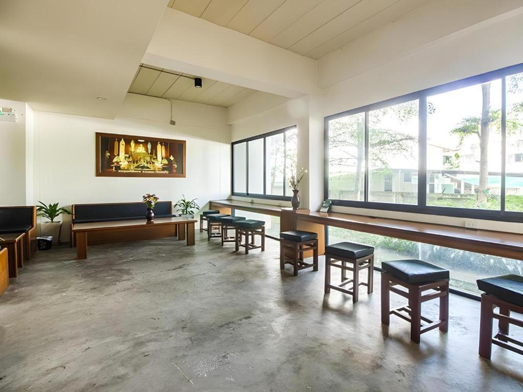 B2 Chiang Rai Boutique & Budget Экстерьер фото